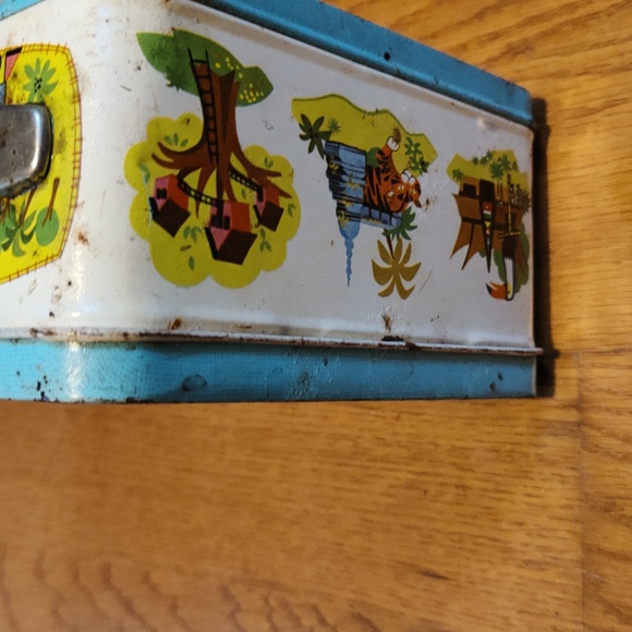 Walt Disney World Mickey Metal Lunch Box Vintage Collectible Donald Duck Pluto - Picture 7 of 9